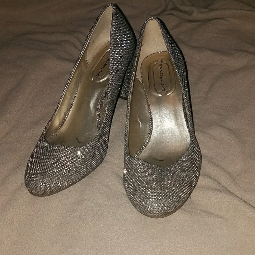 Bandolino Heel Silver Goldish Sparkle Size 8